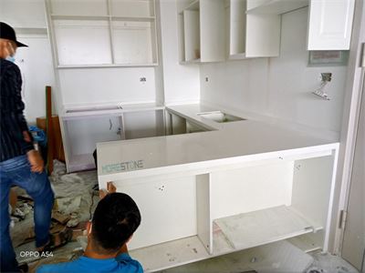 Thi công bàn bếp mã đá G235